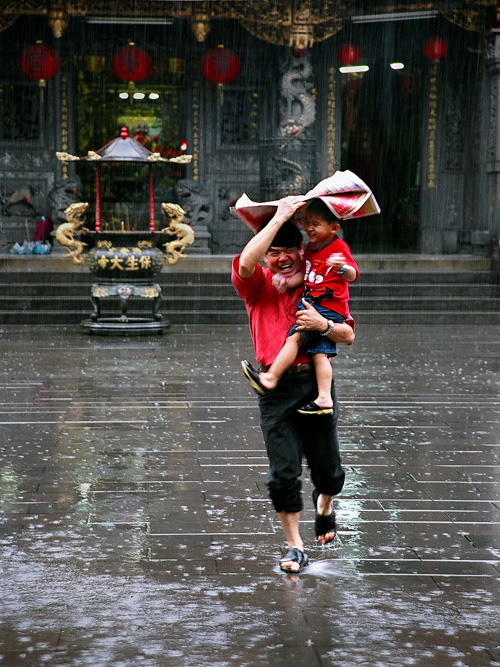 〈雨中即景〉 QRAms54 攝